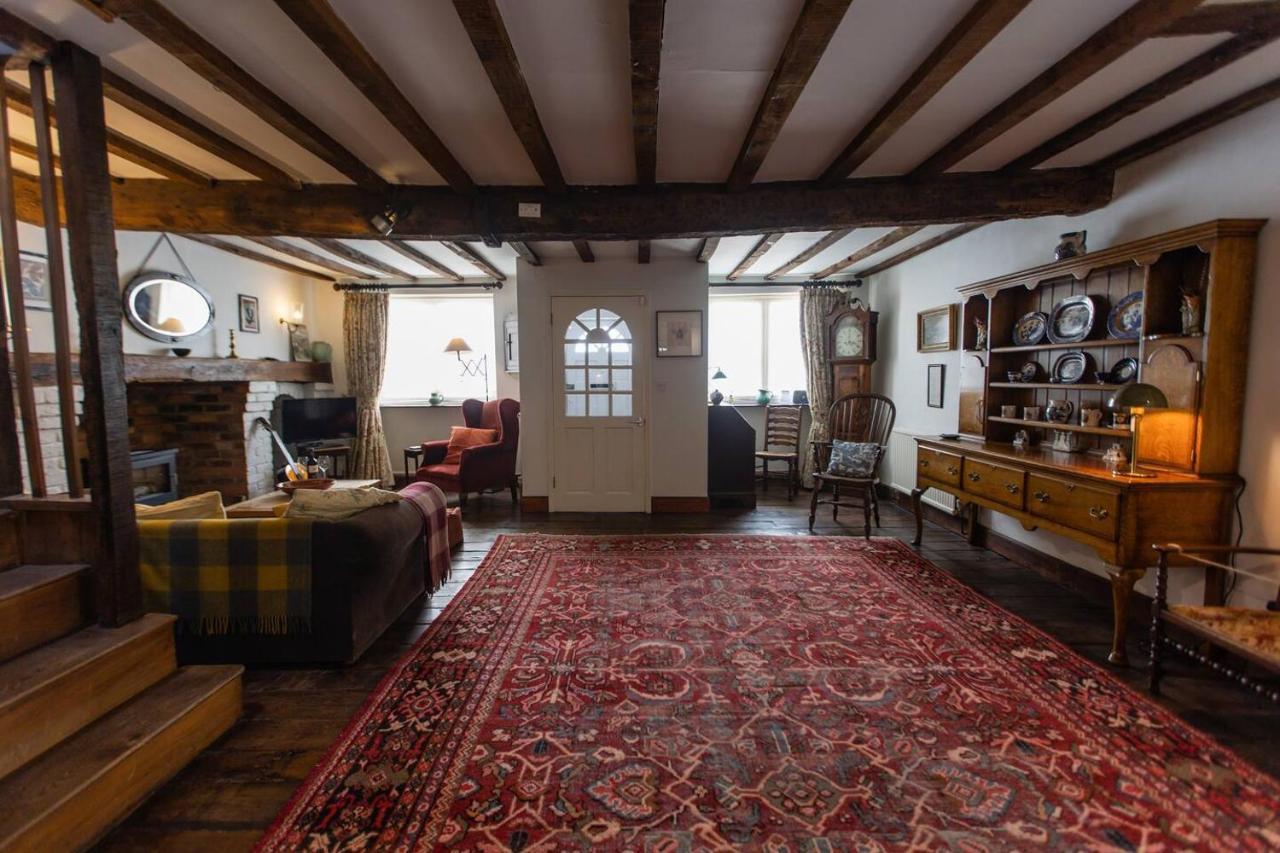 Pass The Keys Magical Period House In The Heart Of Ludlow Kültér fotó